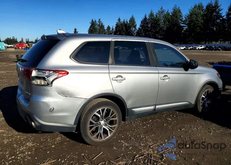 2018 Mitsubishi Outlander Es z USA, uszkodzony, nr VIN JA4AD2A35JJ004211